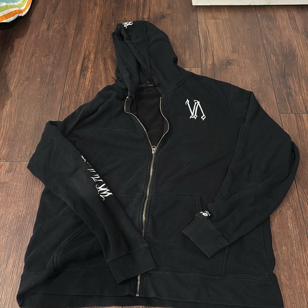 Black RVCA Graphic Sweatshirt - Picture 2 of 4